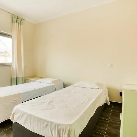 Ferienhaus Cosy In With Swimming Pool Alvor
